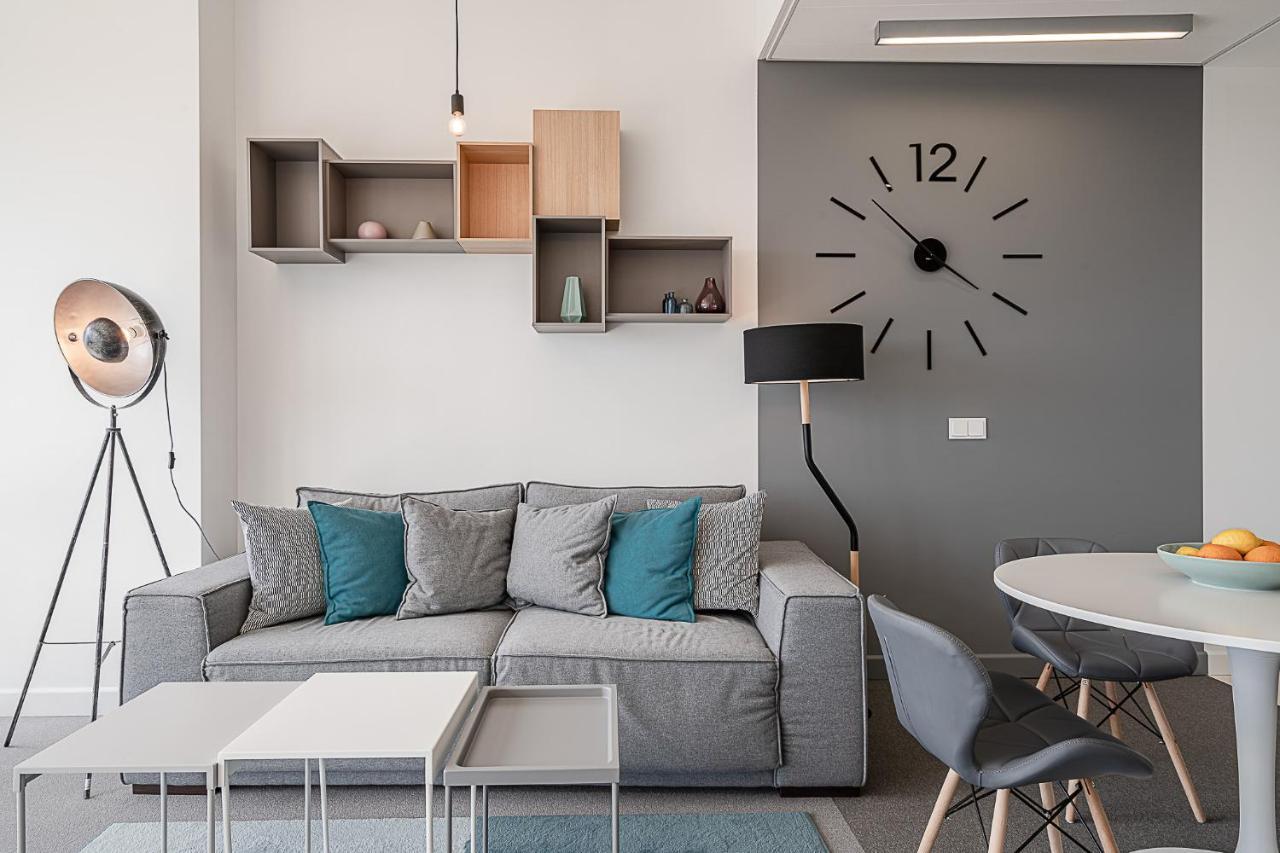 Rentplanet - Apartament Sky Tower Wroclaw Bagian luar foto